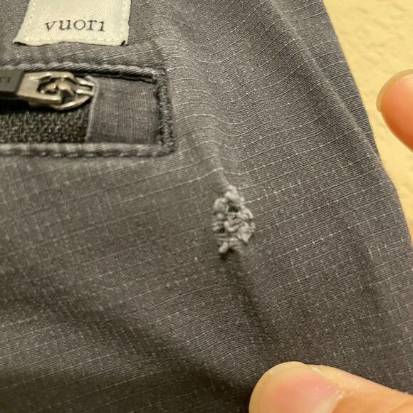 Vuori Black Women's Pants - Picture 8 of 8